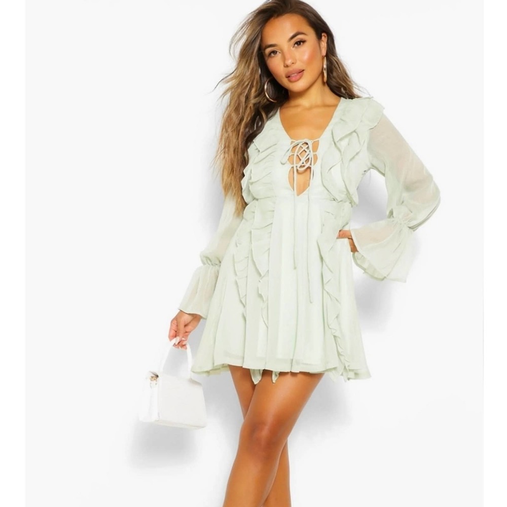 Boohoo petite mini dress sz 10
